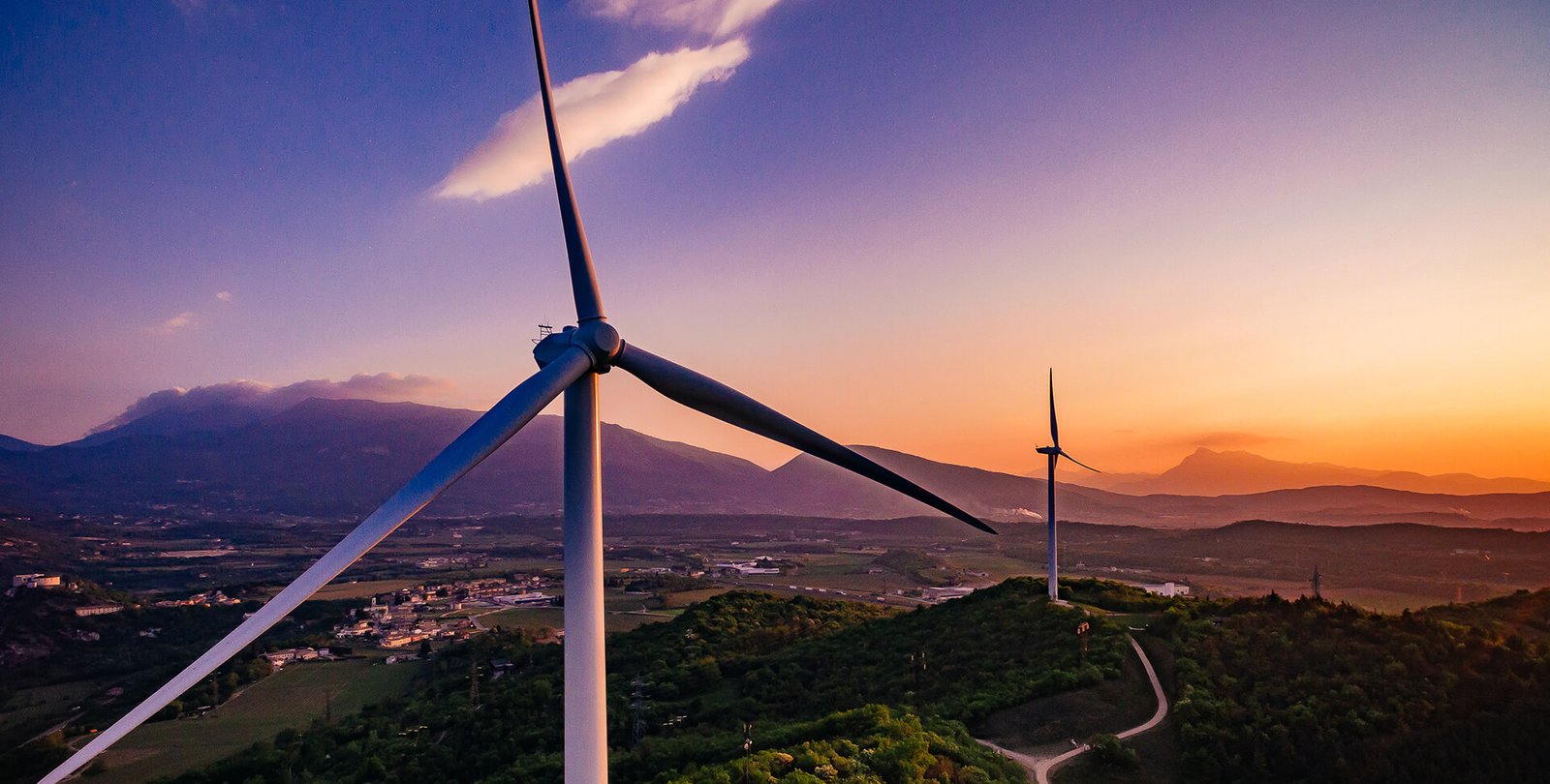 The Future of Solar: Innovations to Watch in 2025